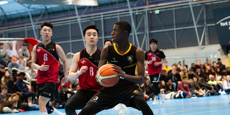 予租借方在 予租借方在